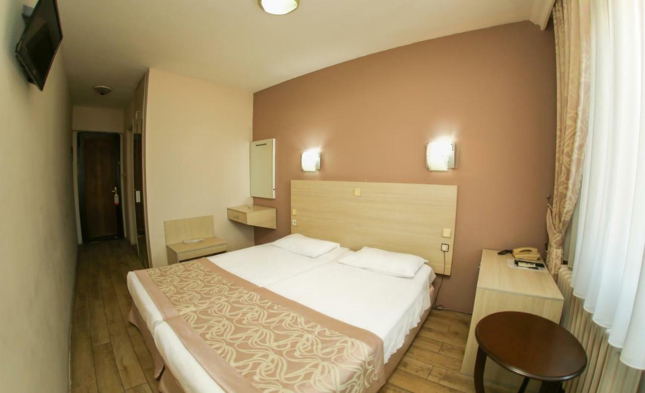 Ilion Hotel Чанаккале Екстериор снимка